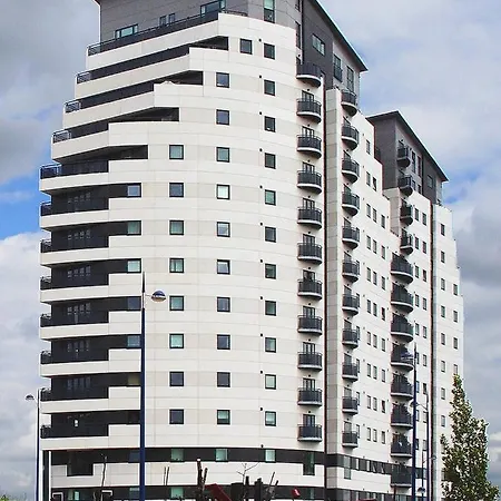 Modern Two Bedroom Amazing Views Centre Free Underground Parking Lägenhet Birmingham